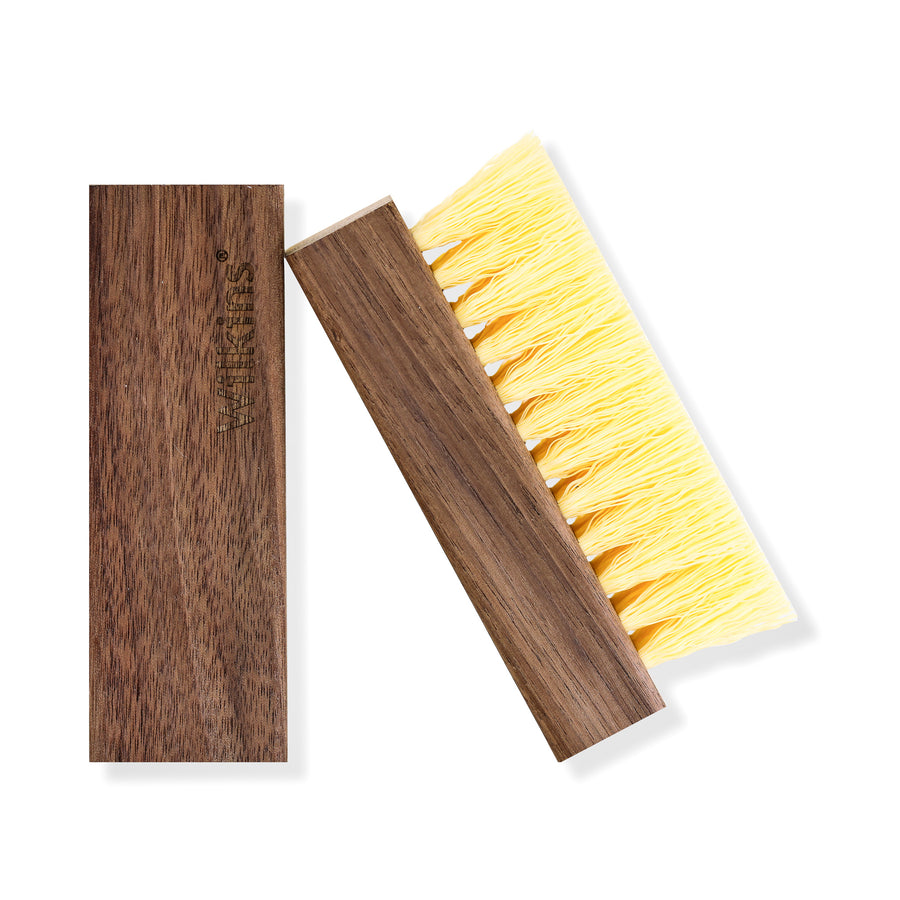 OUTSOLE BRUSH